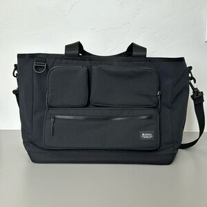 NWOT LULULEMON Multi-Pocket Tote Bag 19.5L